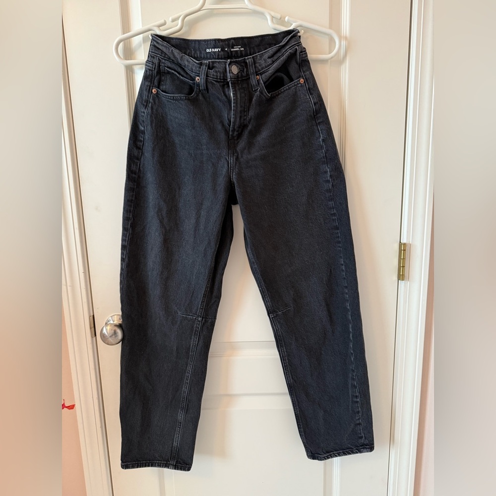 Old Navy Women's high rise barrel leg black jeans